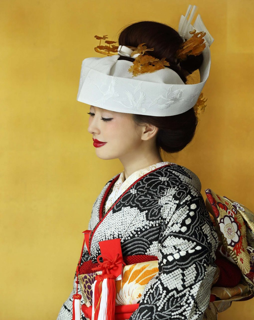 地毛で結う日本の伝統的な花嫁姿（日本髪）：文金高島田 | 鎌倉 三河屋